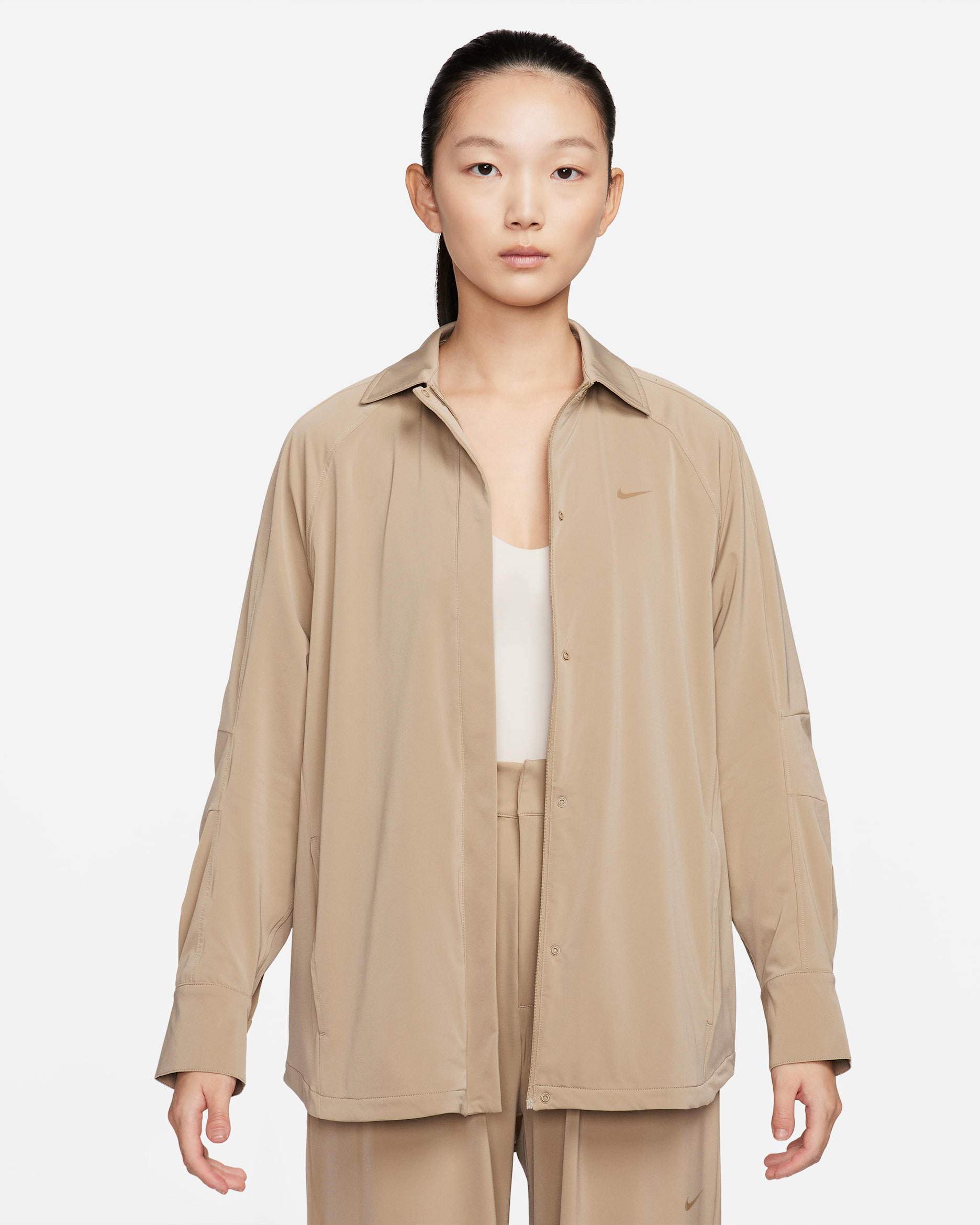 Nike Dri-FIT ナイロンジャケット　シャツFN2780-010 NIKE公式】ナイキ ブリス ウィメンズ Dri-FIT ジャケット